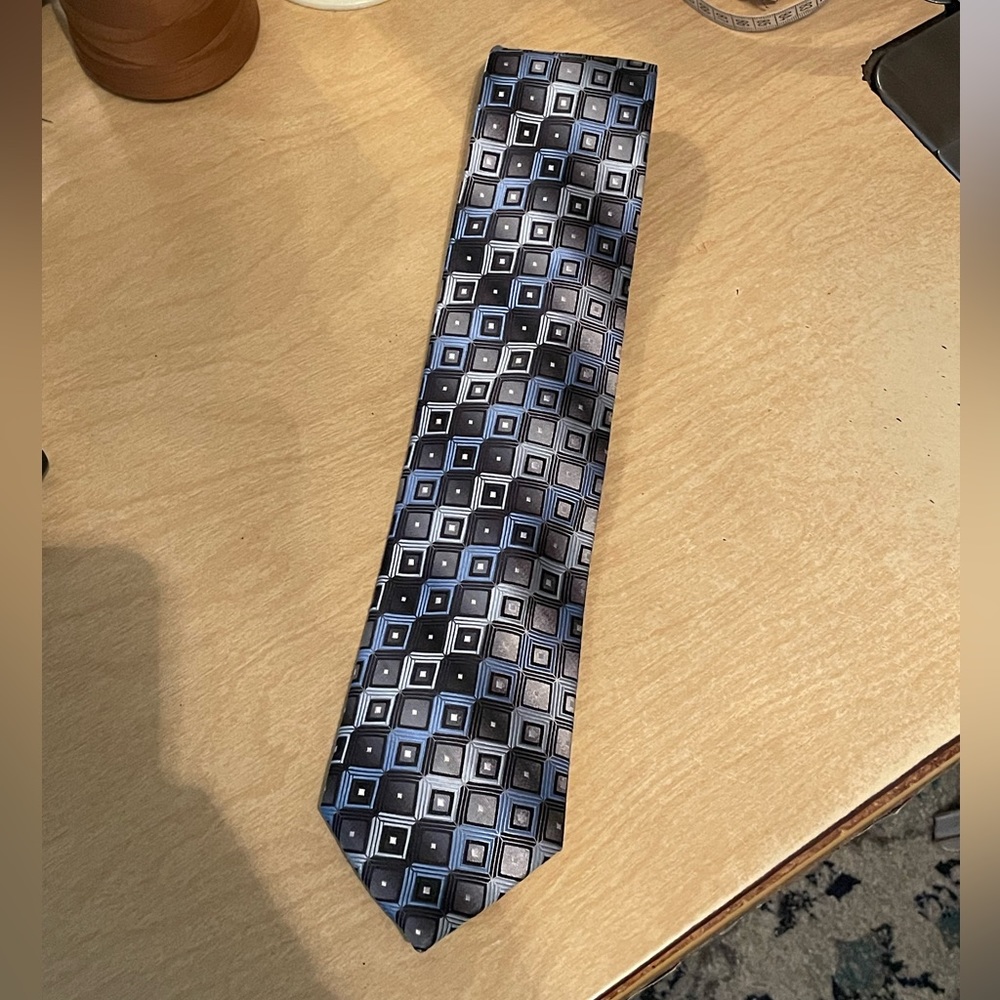 Tie